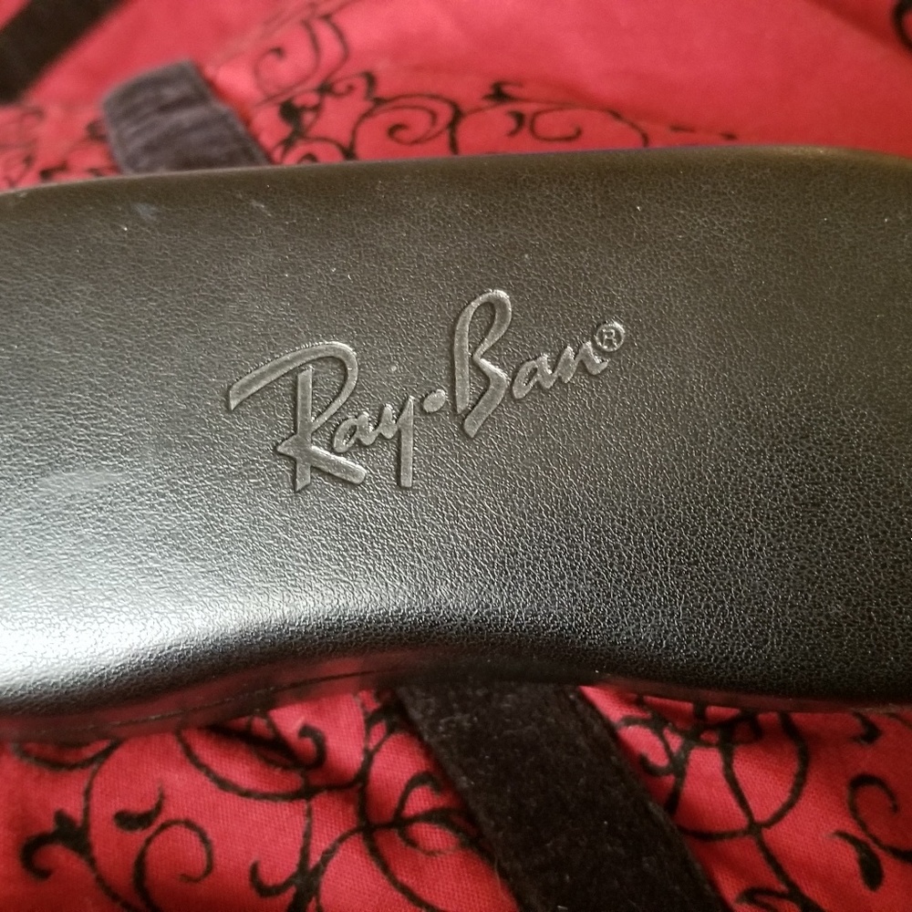 Ray Ban glasses case